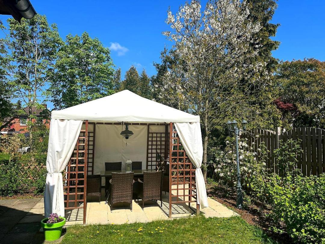 Ferienhaus De Luxe 시베탈 외부 사진